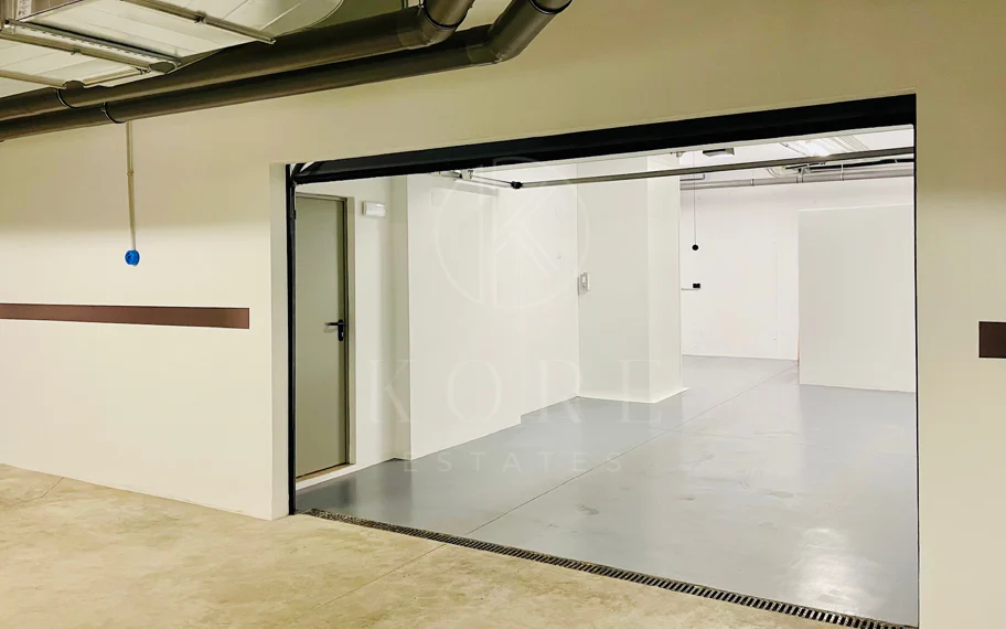 Oportunidad única: lujosa casa adosada con moderno ascensor de cristal en La Cala Golf Resort