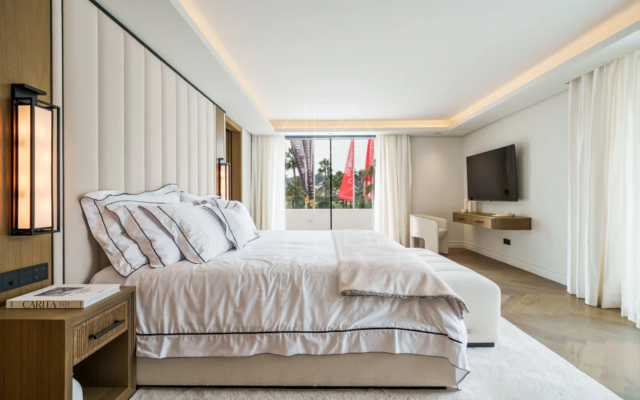 Villa en venta en Las Brisas, Nueva Andalucia
