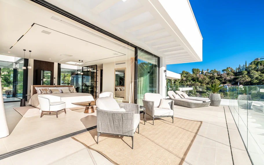 Villa en venta en El Madroñal, Benahavis