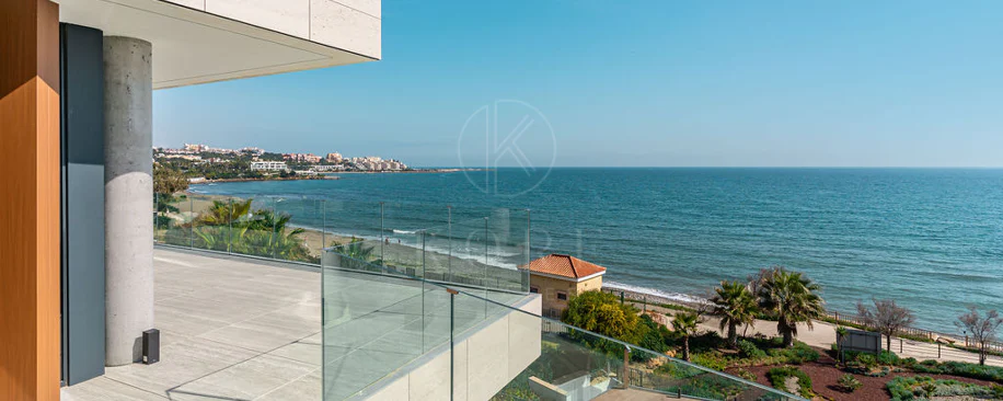 Luxury Beachfront Duplex Penthouse at The Sapphire, Estepona