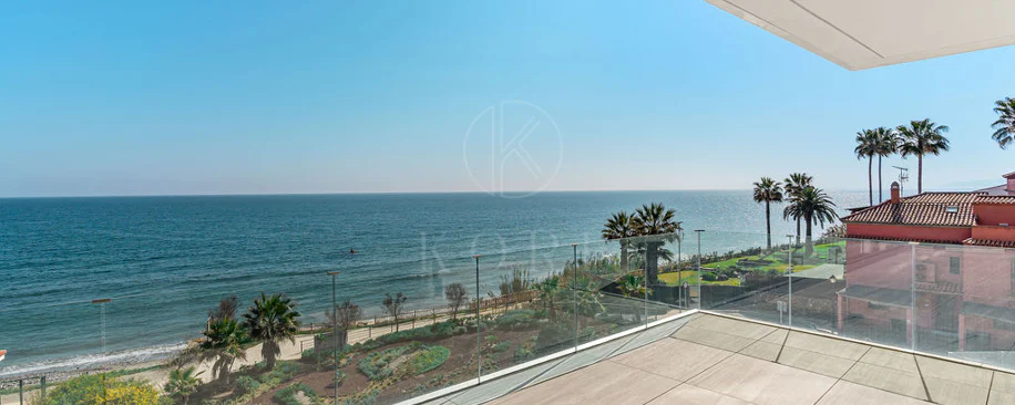 Luxury Beachfront Duplex Penthouse at The Sapphire, Estepona