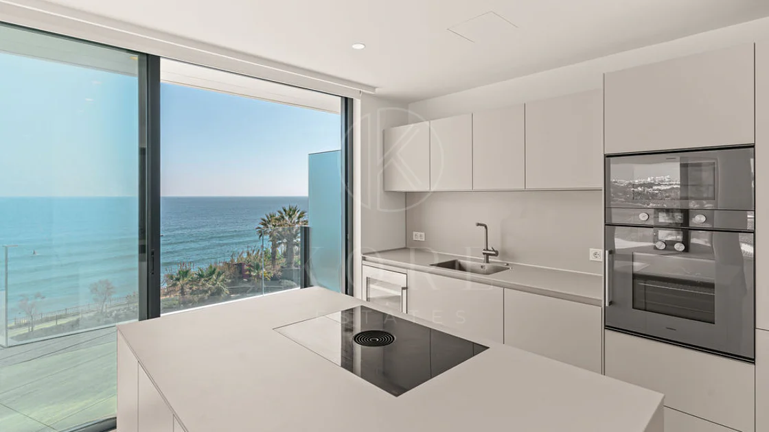 Luxury Beachfront Duplex Penthouse at The Sapphire, Estepona