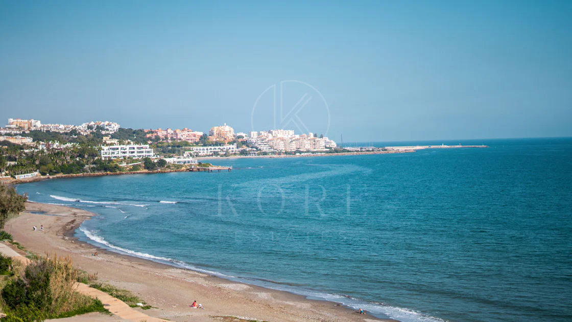 Luxury Beachfront Duplex Penthouse at The Sapphire, Estepona