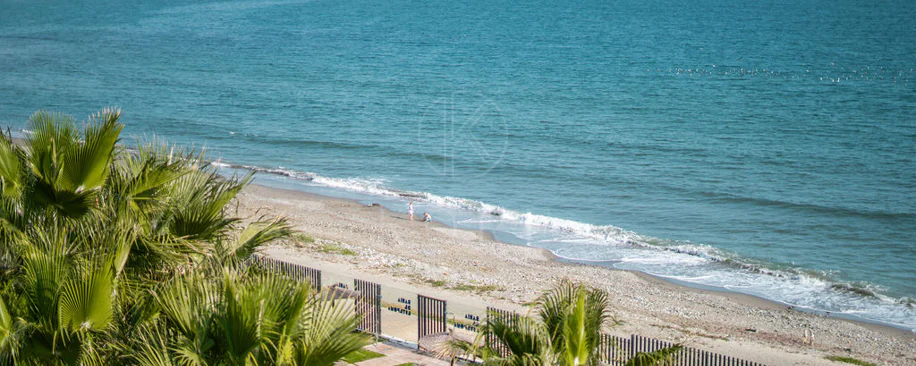 Luxury Beachfront Duplex Penthouse at The Sapphire, Estepona