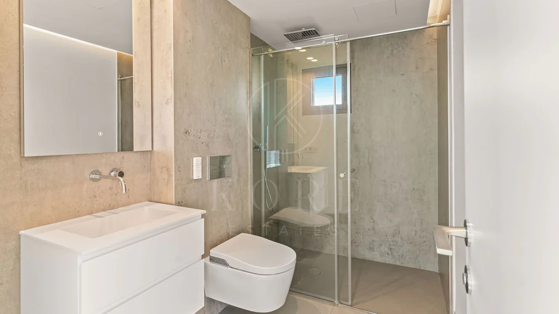 Luxury Beachfront Duplex Penthouse at The Sapphire, Estepona