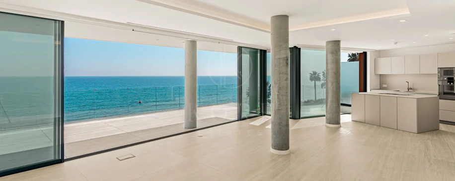 Luxury Beachfront Duplex Penthouse at The Sapphire, Estepona