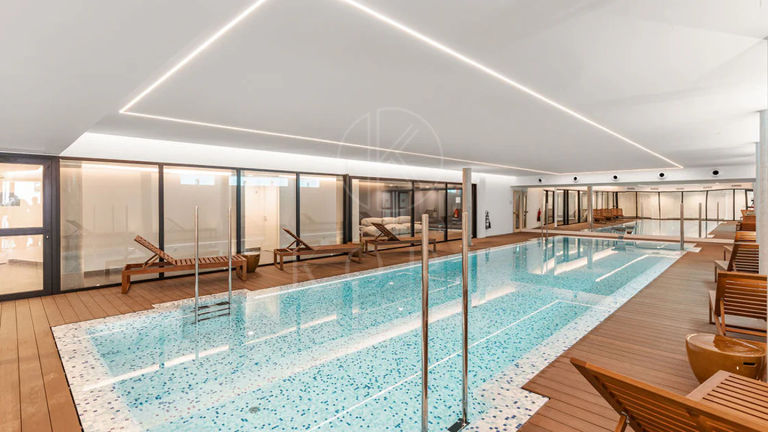 Luxury Beachfront Duplex Penthouse at The Sapphire, Estepona
