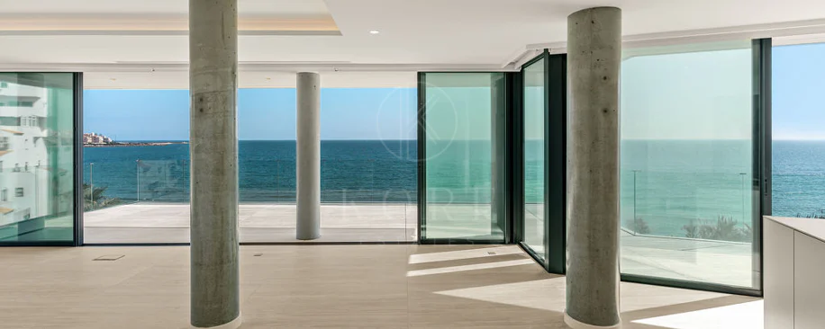 Luxury Beachfront Duplex Penthouse at The Sapphire, Estepona