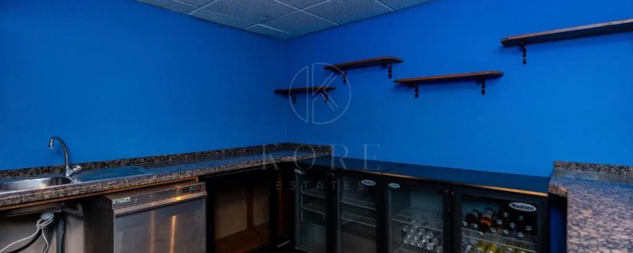 Villa for sale in Las Brisas, Nueva Andalucia
