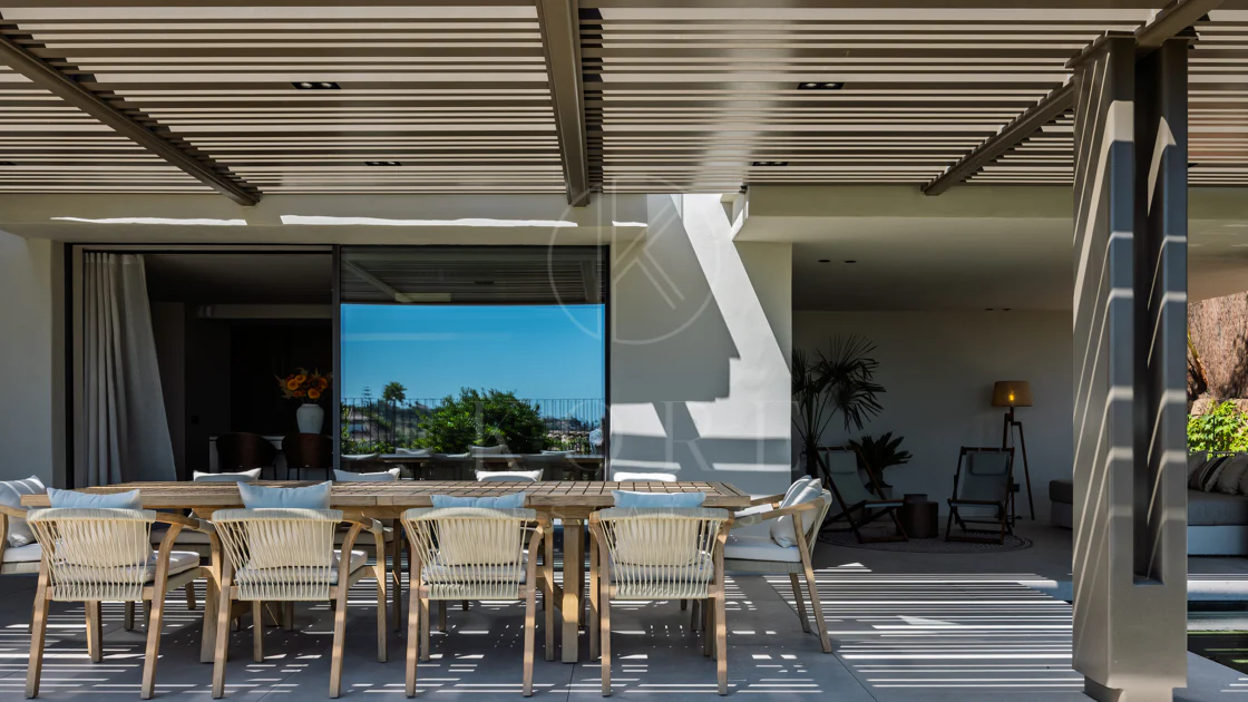 Villa for sale in Nueva Andalucia, Marbella