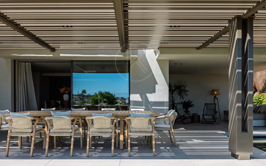 Villa for sale in Nueva Andalucia, Marbella