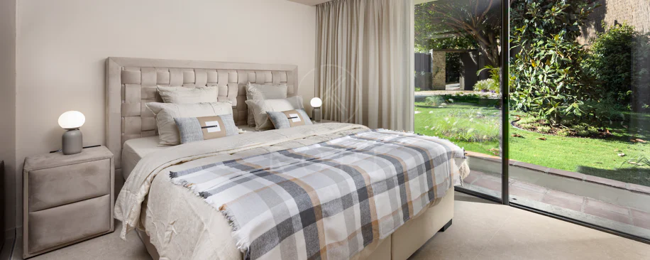 Villa for sale in Nueva Andalucia, Marbella