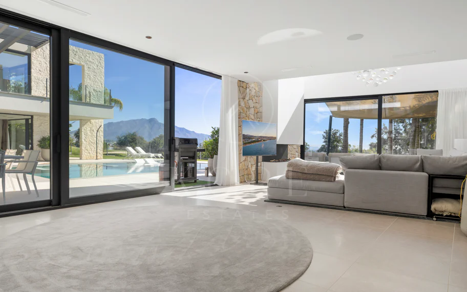 Villa en venta en Benahavis