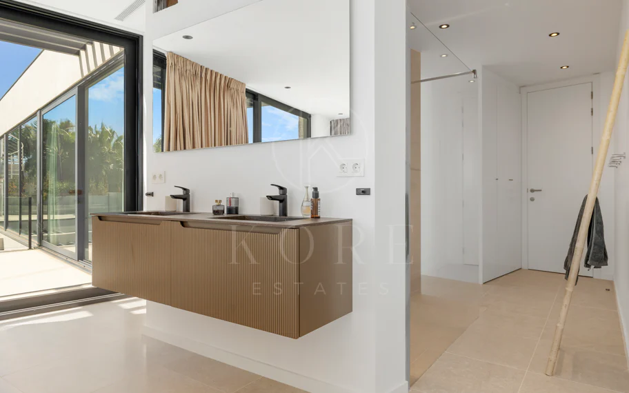 Villa en venta en Benahavis