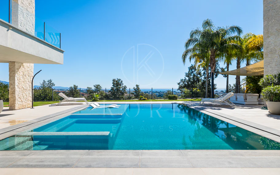 Villa en venta en Benahavis