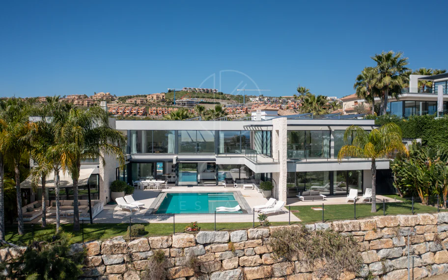 Villa en venta en Benahavis