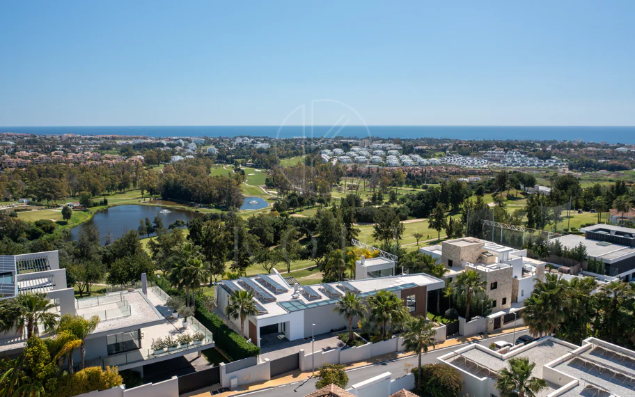 Villa en venta en Benahavis