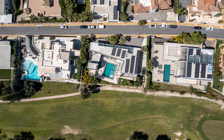 Villa en venta en Benahavis