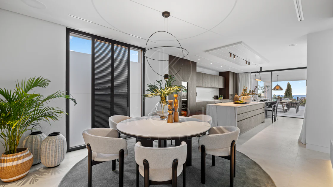 Newly built spacious modern villa in Majestic, Casares