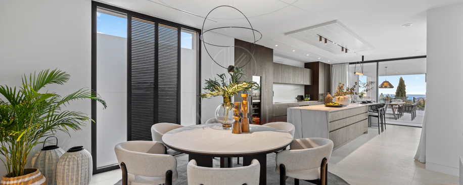Newly built spacious modern villa in Majestic, Casares