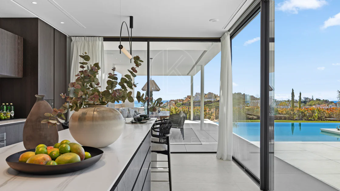 Newly built spacious modern villa in Majestic, Casares