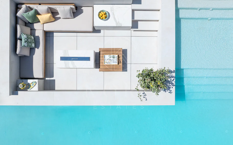 Villa moderna espaciosa de nueva construcción en Majestic, Casares
