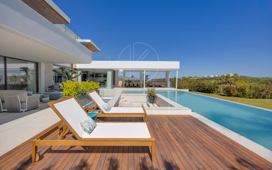 Villa moderna espaciosa de nueva construcción en Majestic, Casares