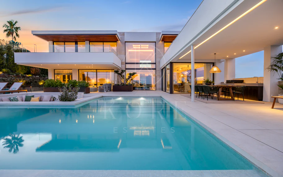 Villa moderna espaciosa de nueva construcción en Majestic, Casares