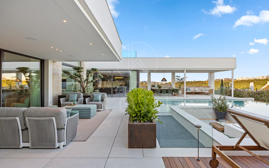 Villa moderna espaciosa de nueva construcción en Majestic, Casares