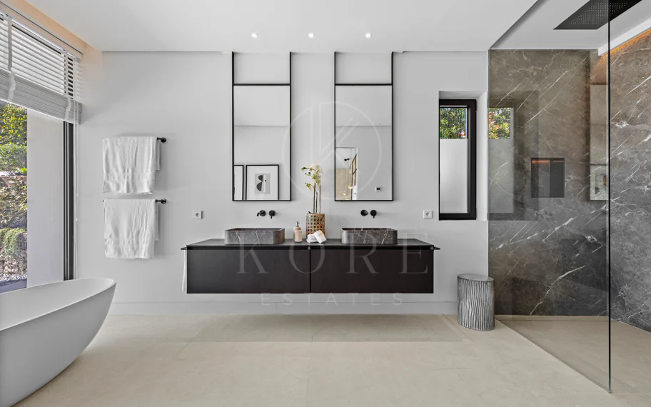 Villa moderna espaciosa de nueva construcción en Majestic, Casares