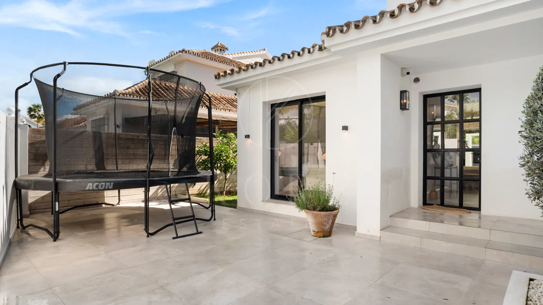 Modern Luxury Villa in Parcelas Del Golf