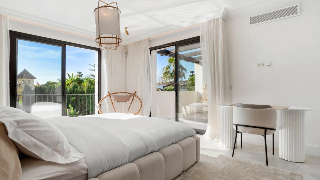 Modern Luxury Villa in Parcelas Del Golf