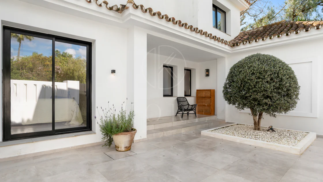Modern Luxury Villa in Parcelas Del Golf