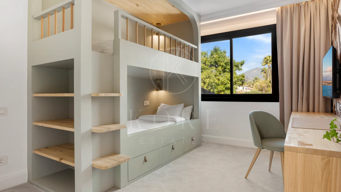Modern Luxury Villa in Parcelas Del Golf