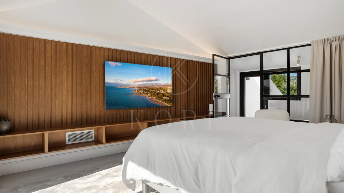 Modern Luxury Villa in Parcelas Del Golf