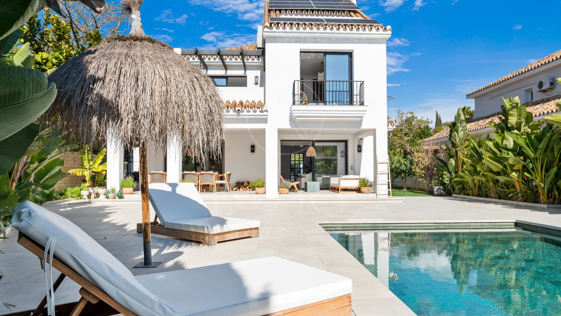 Modern Luxury Villa in Parcelas Del Golf