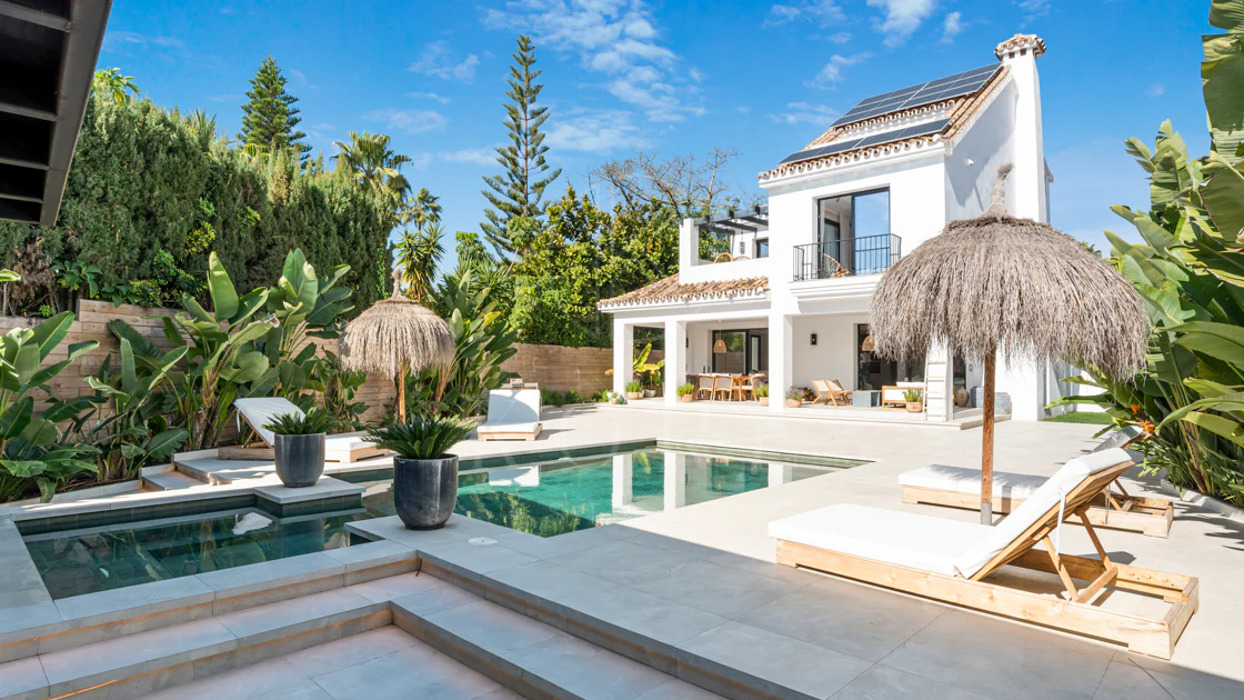 Modern Luxury Villa in Parcelas Del Golf