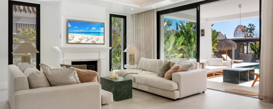 Modern Luxury Villa in Parcelas Del Golf