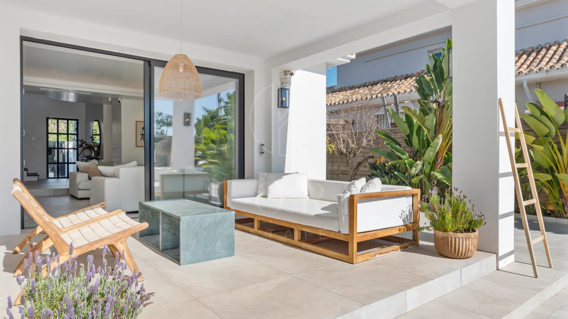 Modern Luxury Villa in Parcelas Del Golf