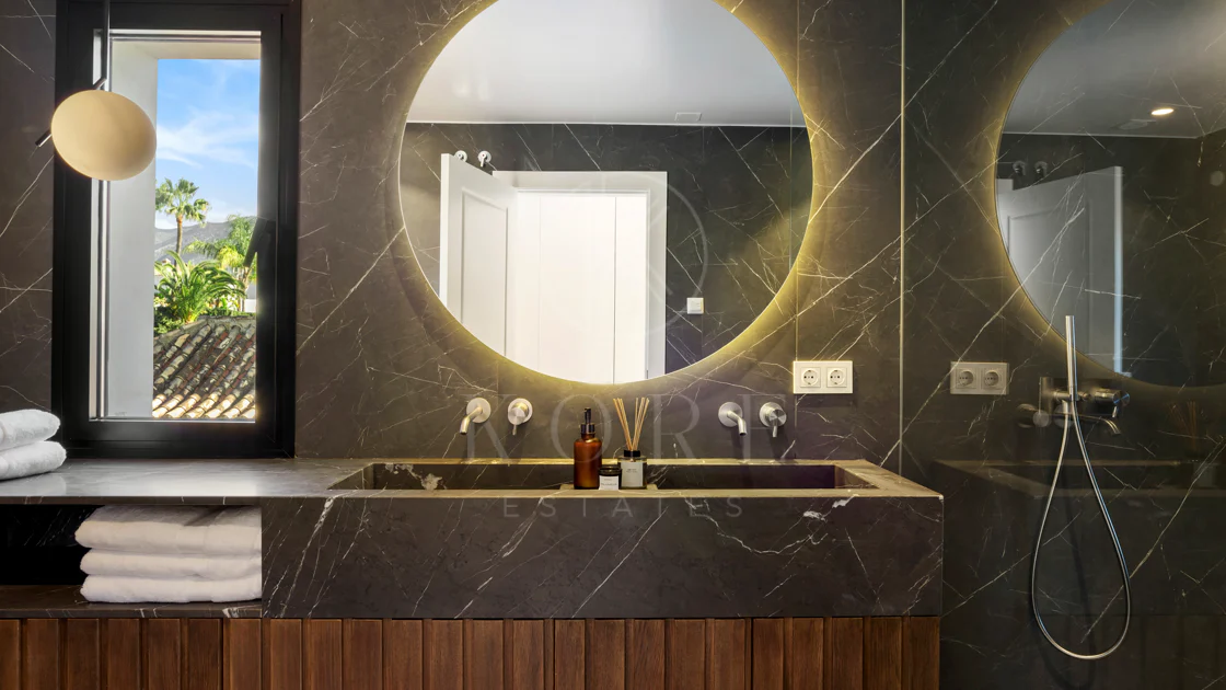 Modern Luxury Villa in Parcelas Del Golf