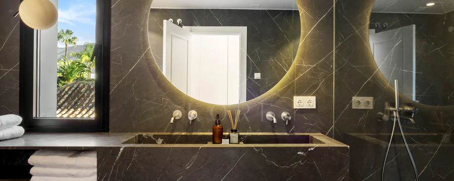 Modern Luxury Villa in Parcelas Del Golf