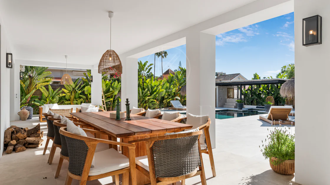 Modern Luxury Villa in Parcelas Del Golf