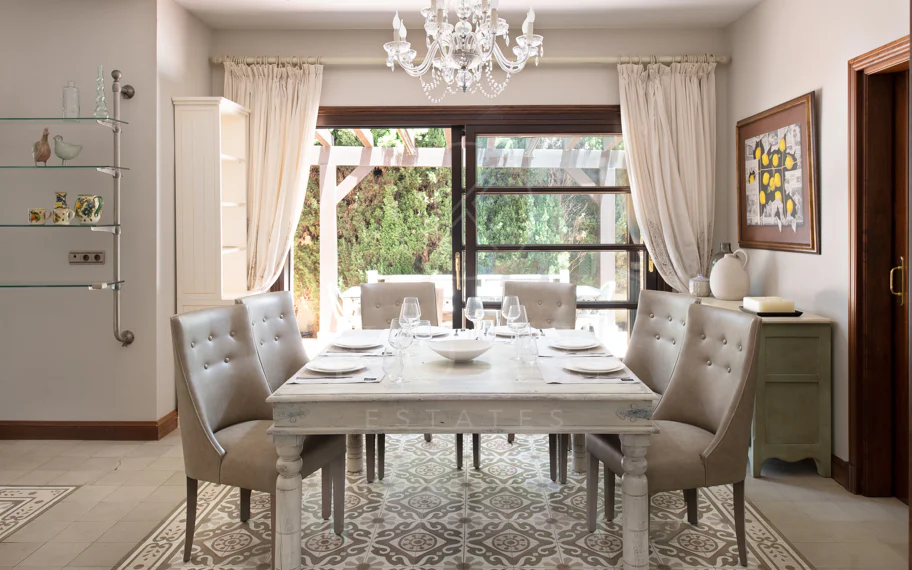 Villa en venta en Sierra Blanca, Marbella Golden Mile