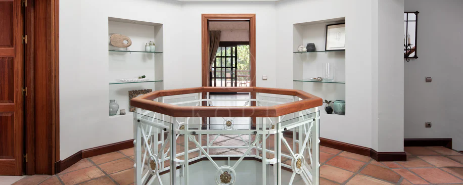Villa for sale in Sierra Blanca, Marbella Golden Mile
