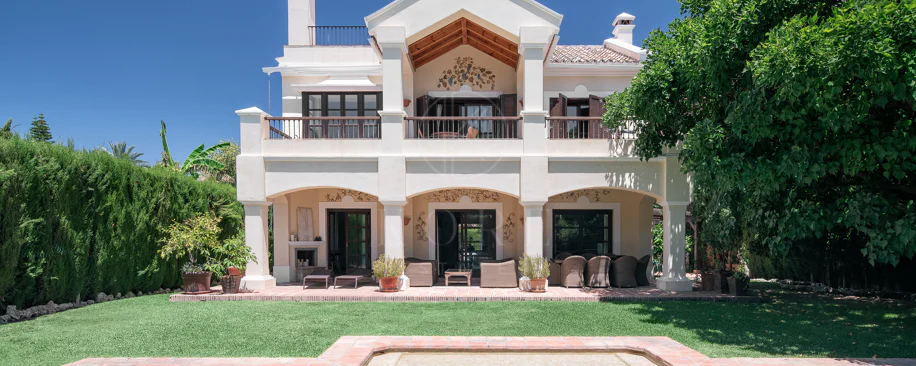Villa for sale in Sierra Blanca, Marbella Golden Mile