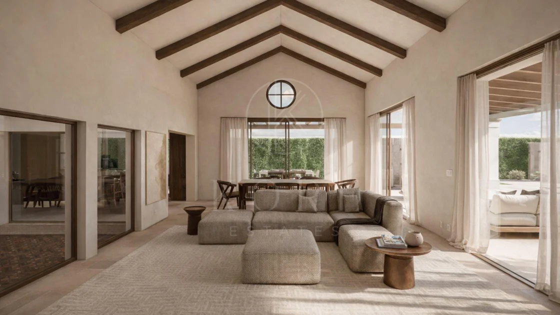 Villa for sale in El Rosario, Marbella East