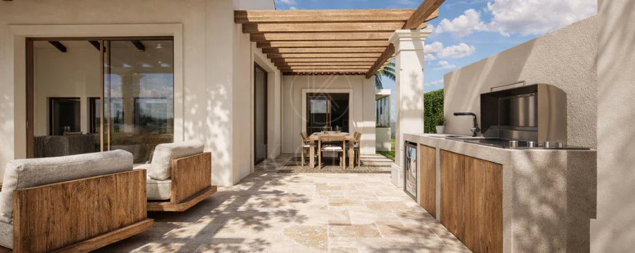 Villa for sale in El Rosario, Marbella East