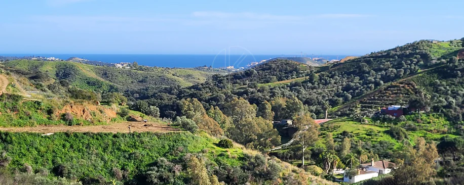 Villa con vistas al mar y montaña en venta en La Reserva de la Cala Golf