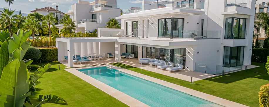 FLAMINGOS 26, VILĂ CONTEMPORANĂ ÎN LOS FLAMINGOS, BENAHAVIS