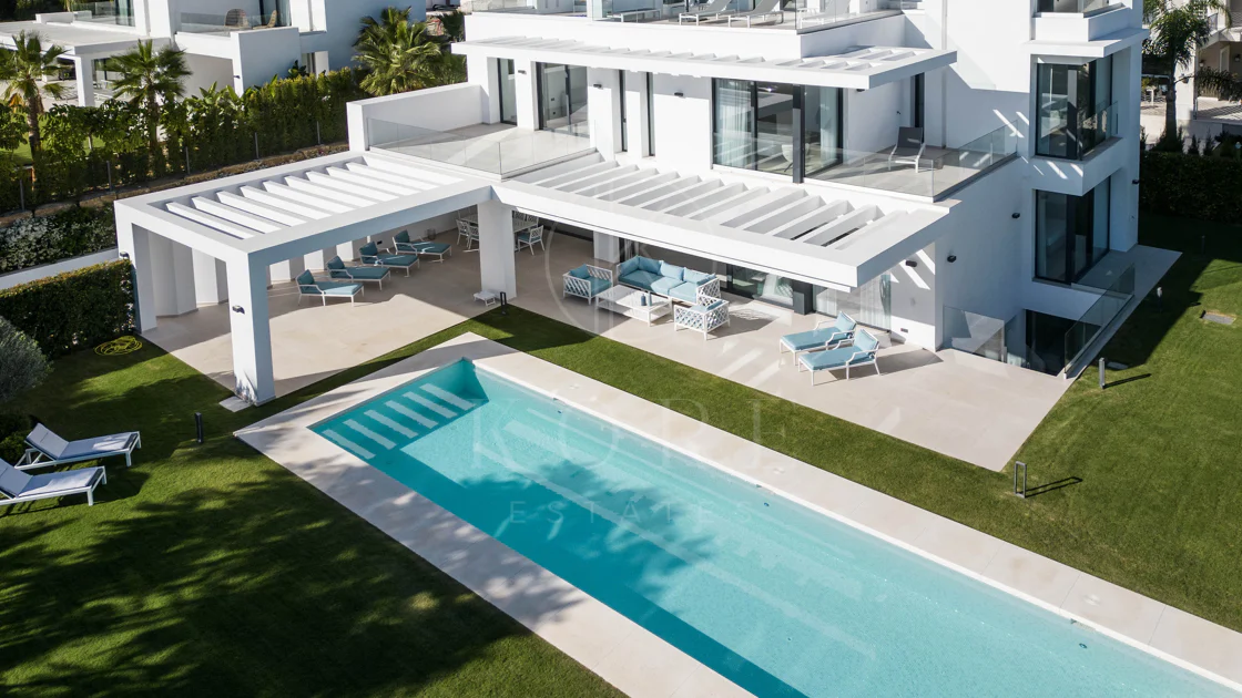 FLAMINGOS 26, VILĂ CONTEMPORANĂ ÎN LOS FLAMINGOS, BENAHAVIS